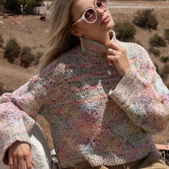 POL Colorful Cropped Mock Neck Sweater Stylish Comfy - Picture 3 of 3